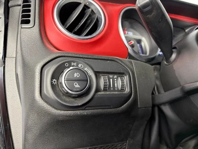 Used 2022 Black Jeep Rubicon image 25