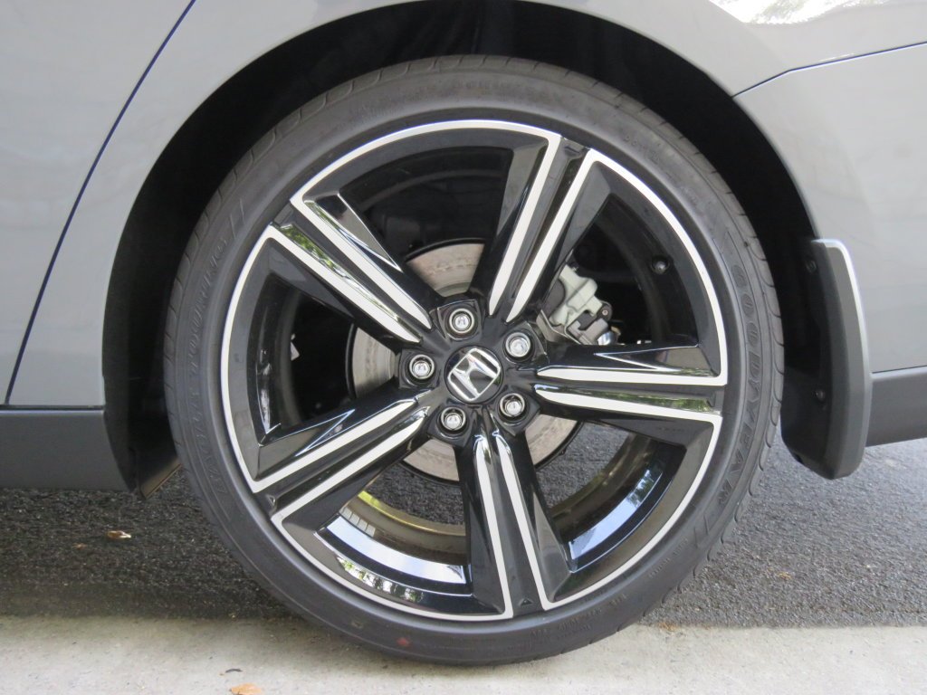 New 2026 Urban Gray Pearl Honda Sport image 17