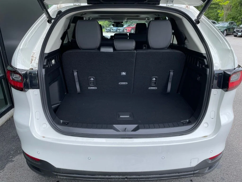 New 2026 Rhodium White Premium Mazda 3.3 Turbo Preferred AWD image 9