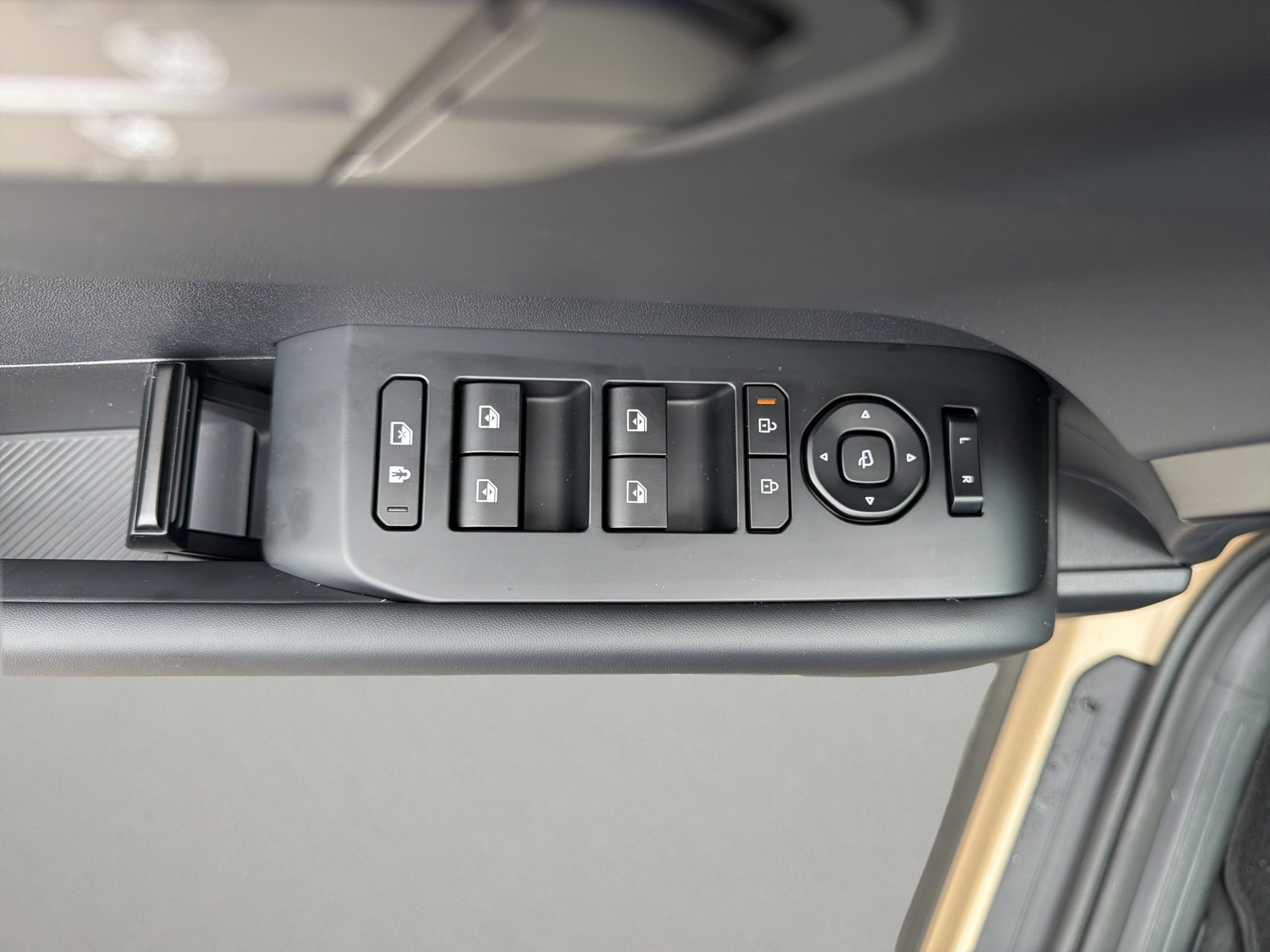 New 2027 Terrain Brown Matte Kia X-Line EX image 19