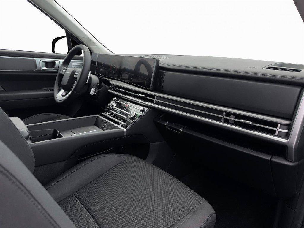 Used 2027 Gray Hyundai SE image 15