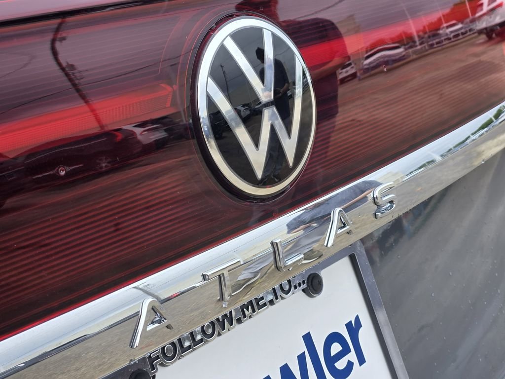 New 2026 Gray Volkswagen 2.0T SEL Premium R-Line image 7
