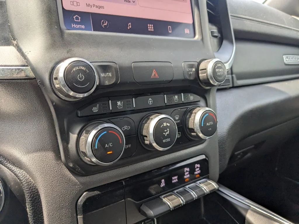 Used 2022 Bright White Clearcoat Ram Laramie image 17