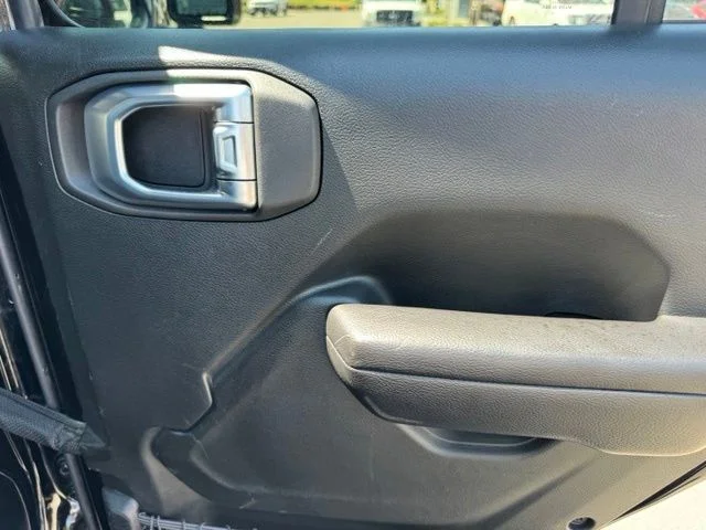 Used 2021 Black Jeep Rubicon image 24