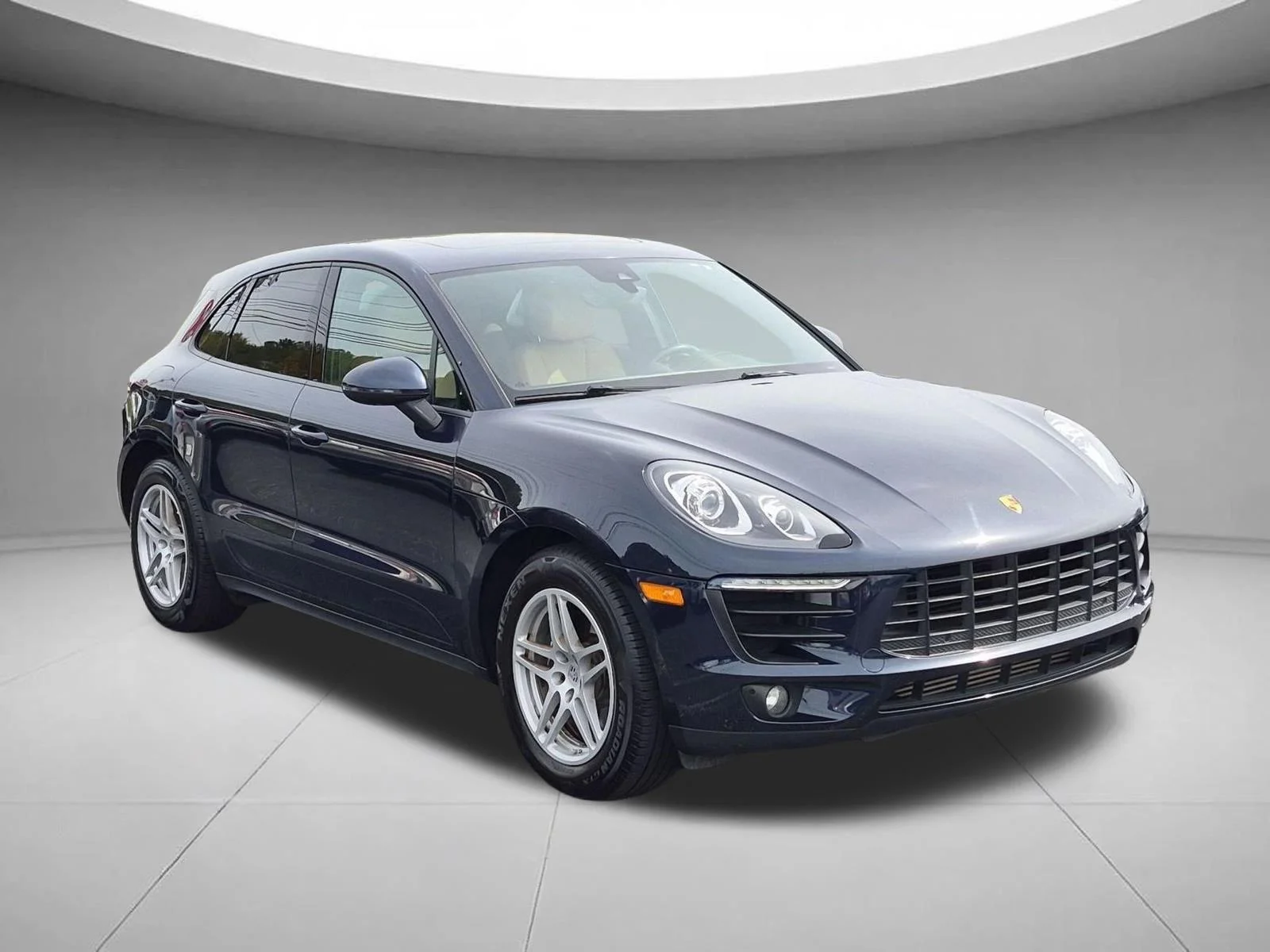 Used 2018 Night Blue Metallic Porsche  image 7