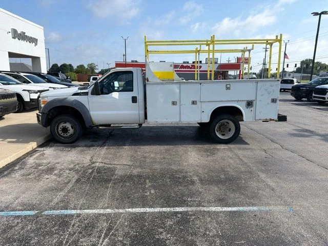 Used 2011 White Ford XL image 4