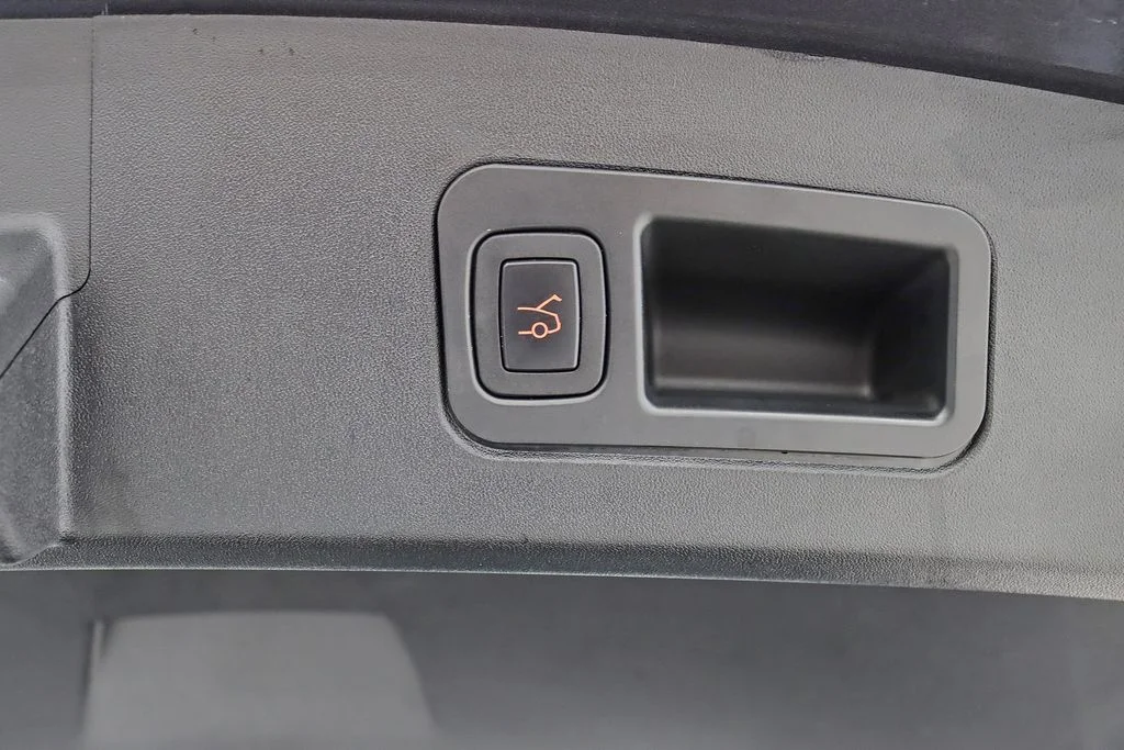 2015 Tesla Model S 85D