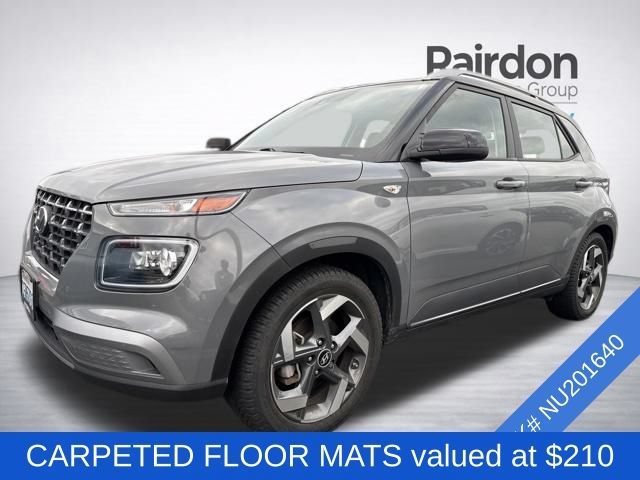 Used 2022 Galactic Gray Hyundai Limited image 2