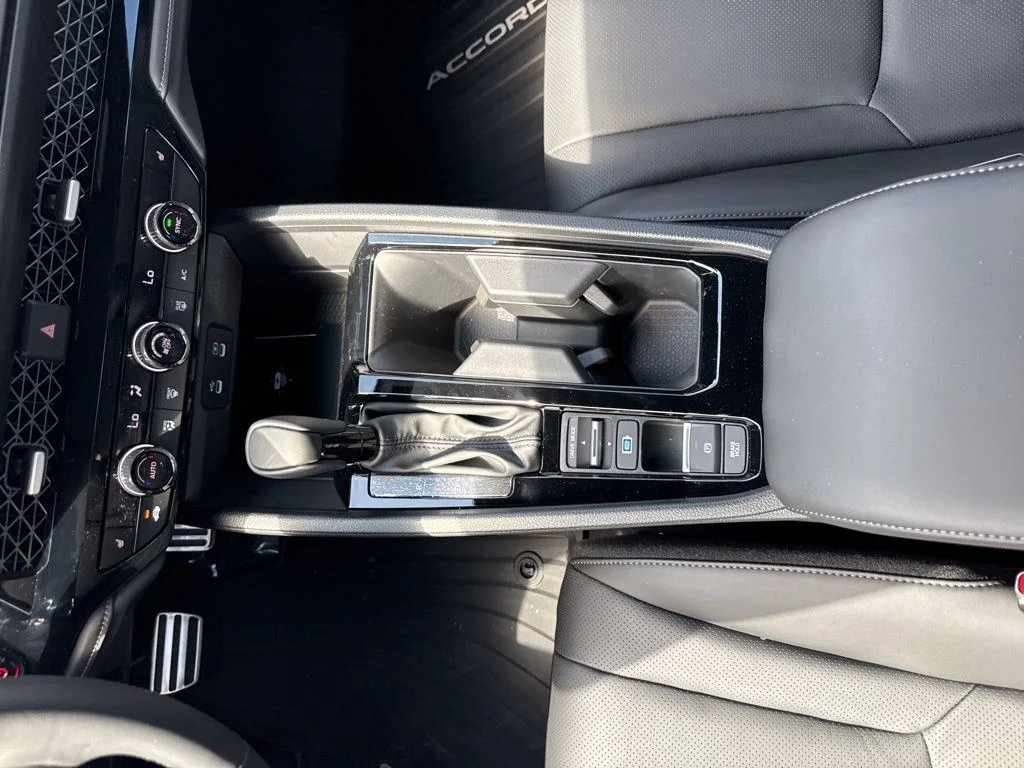 New 2026 Solar Silver Metallic Honda Sport-L image 18