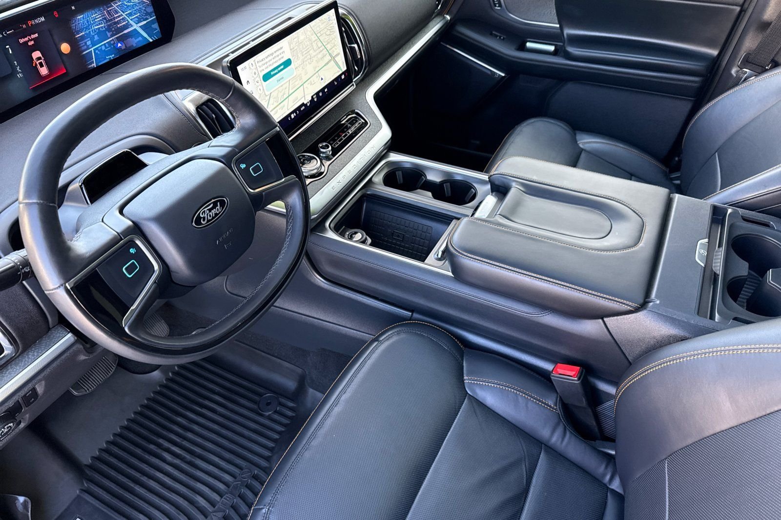Used 2025  Ford Tremor image 10