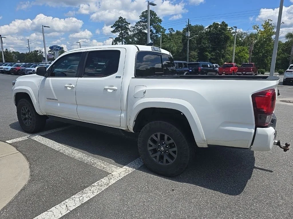 Used 2023 White Toyota SR5 image 7