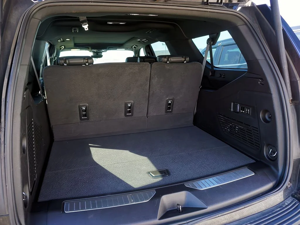2024 Chevrolet Suburban High Country - Photo 36