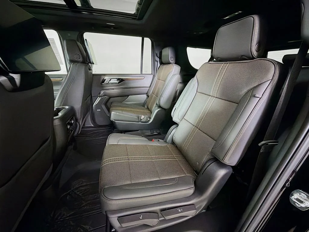 2026 Chevrolet Suburban High Country - Photo 19