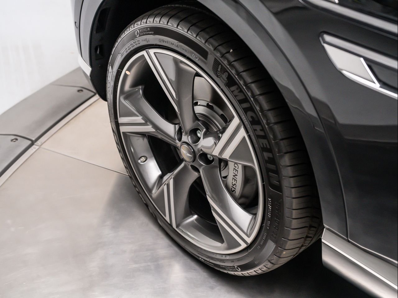 New 2026 Vik Black Genesis 2.5T PRESTIGE image 12