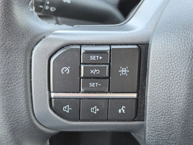 Certified Used 2025 Carbonized Gray Metallic Ford XLT image 14