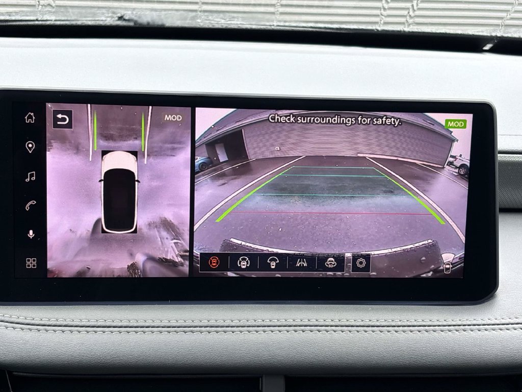 New 2027 Black INFINITI LUXE image 16