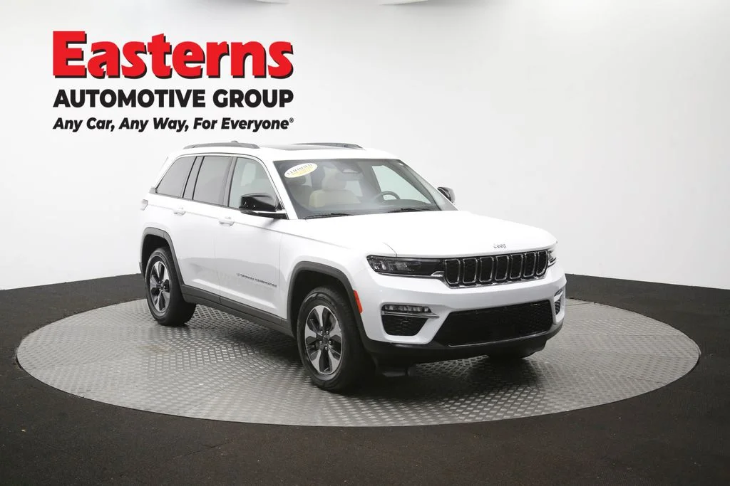 Used 2024 White Jeep 4xe image 53