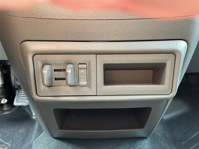 Used 2024 Oxford White Ford T350 AWD SRW image 46