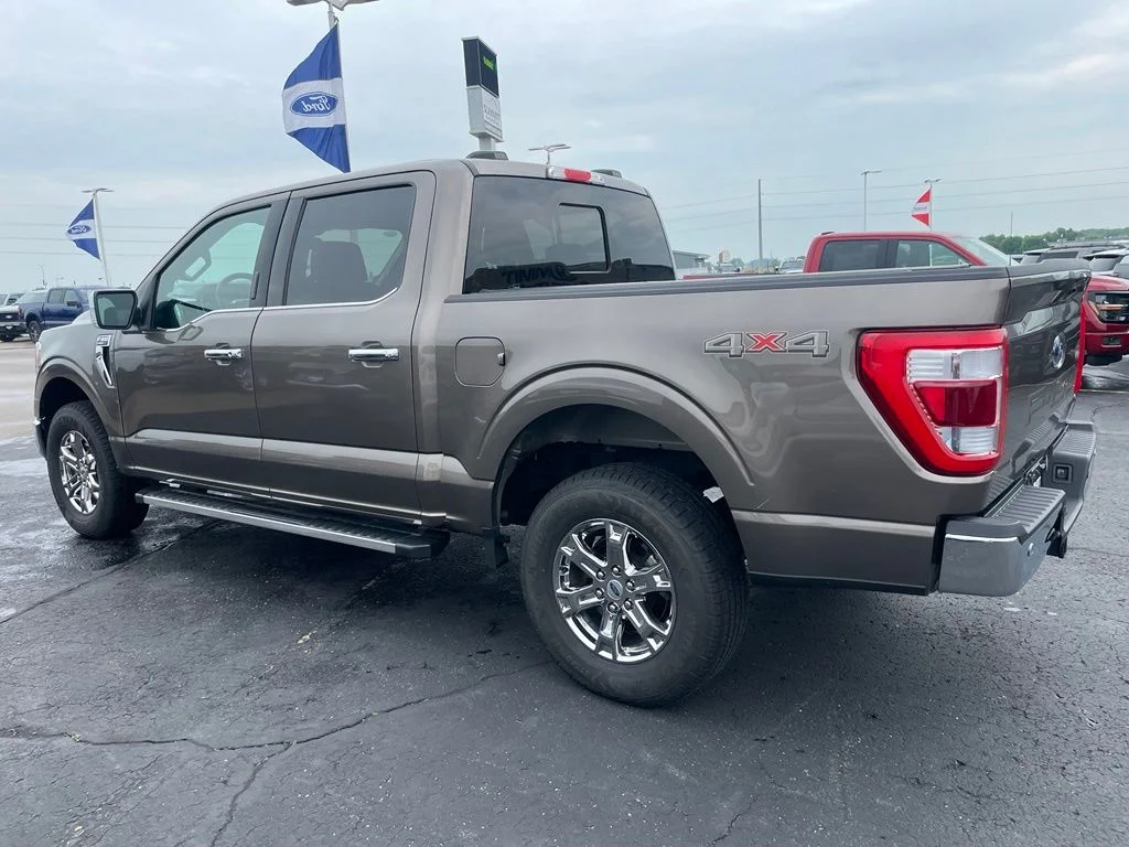 Used 2023 Stone Gray Metallic Ford Lariat image 6