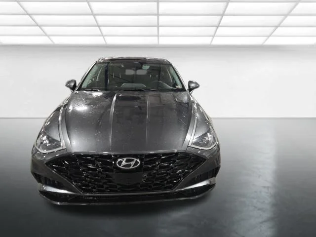 Used 2021 Gray Hyundai SEL image 9