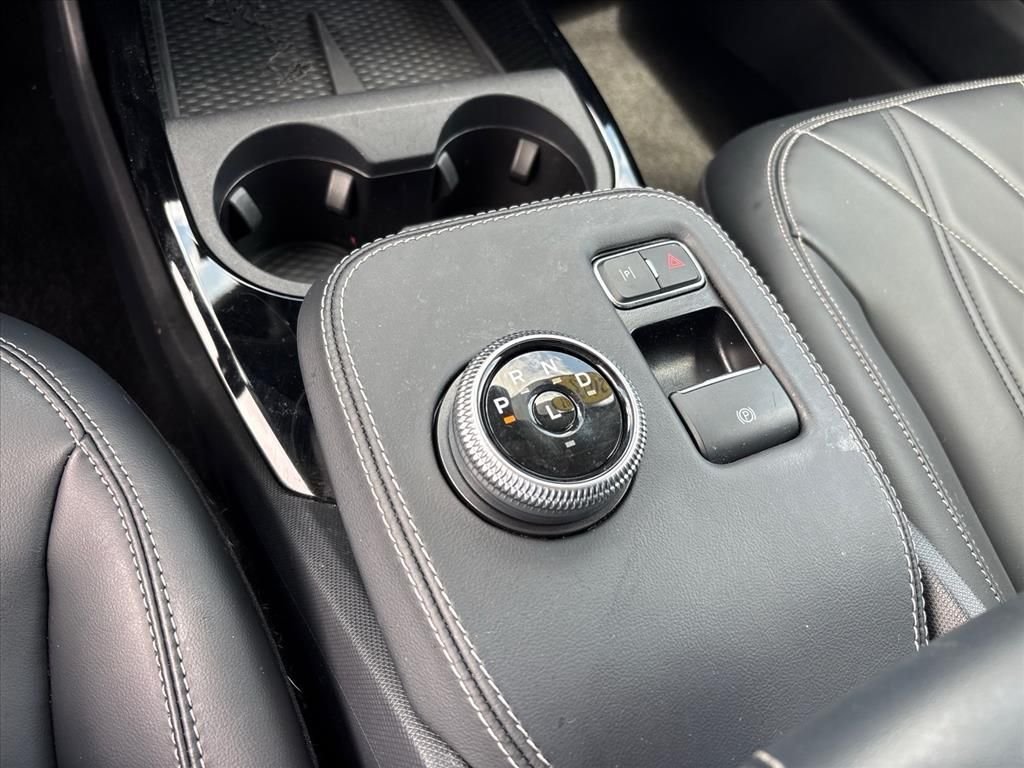 Used 2024 Gray Metallic Ford Select image 18