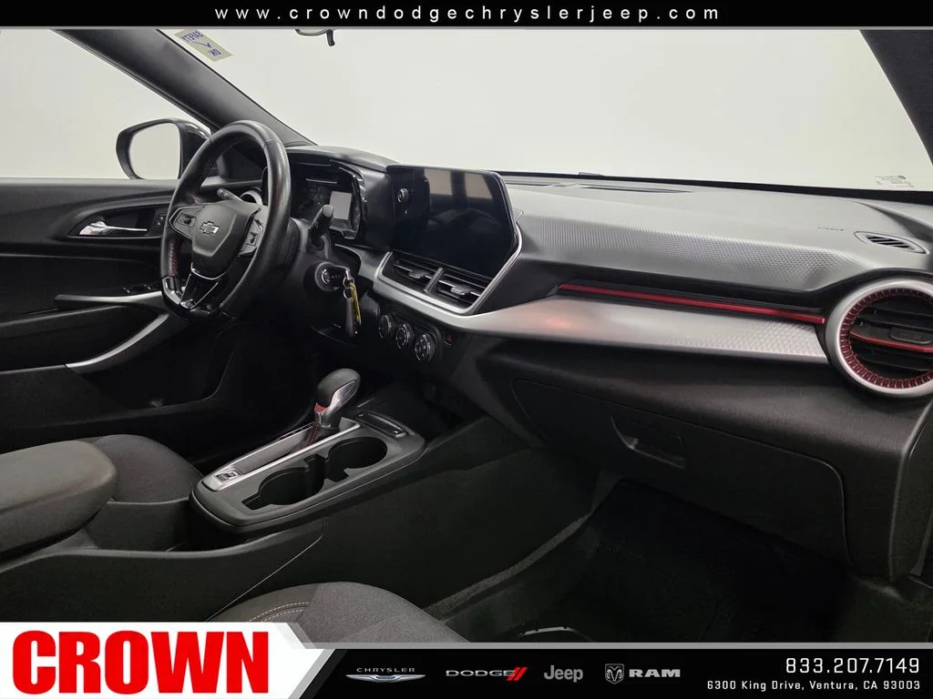 Used 2025 Red Chevrolet 1RS image 11