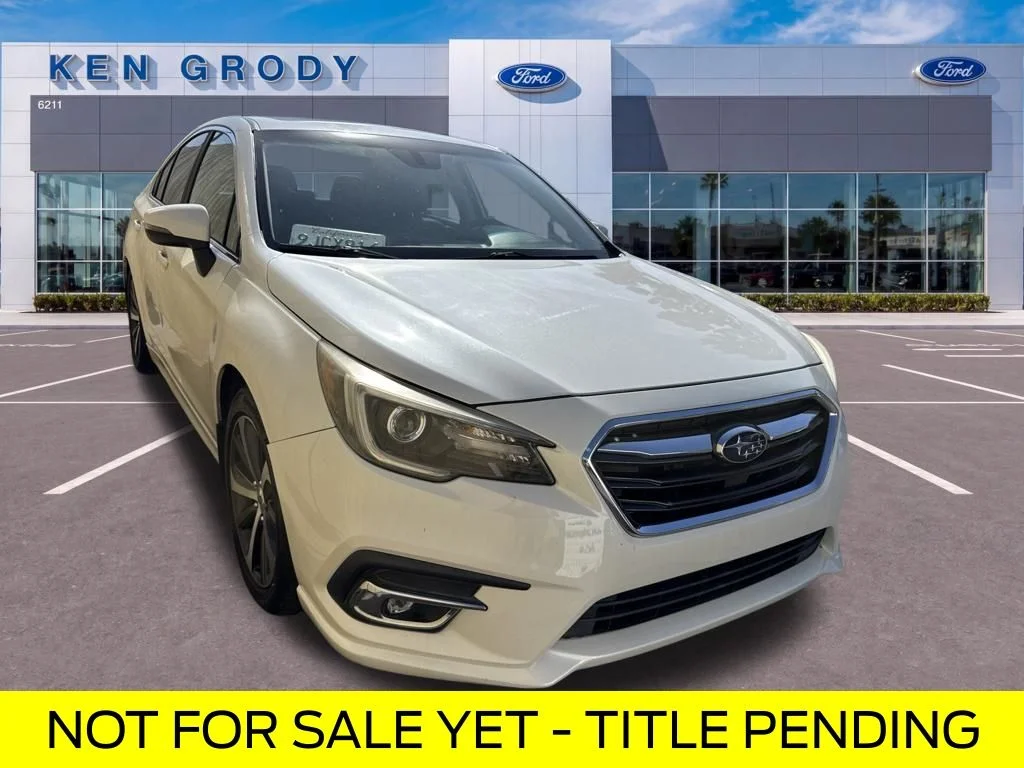 Used 2018 White Subaru 2.5i image 1
