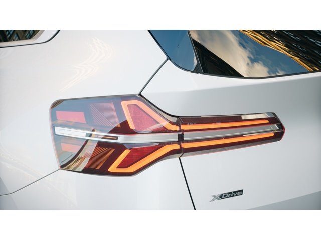 New 2026 Mineral White Metallic BMW  image 8