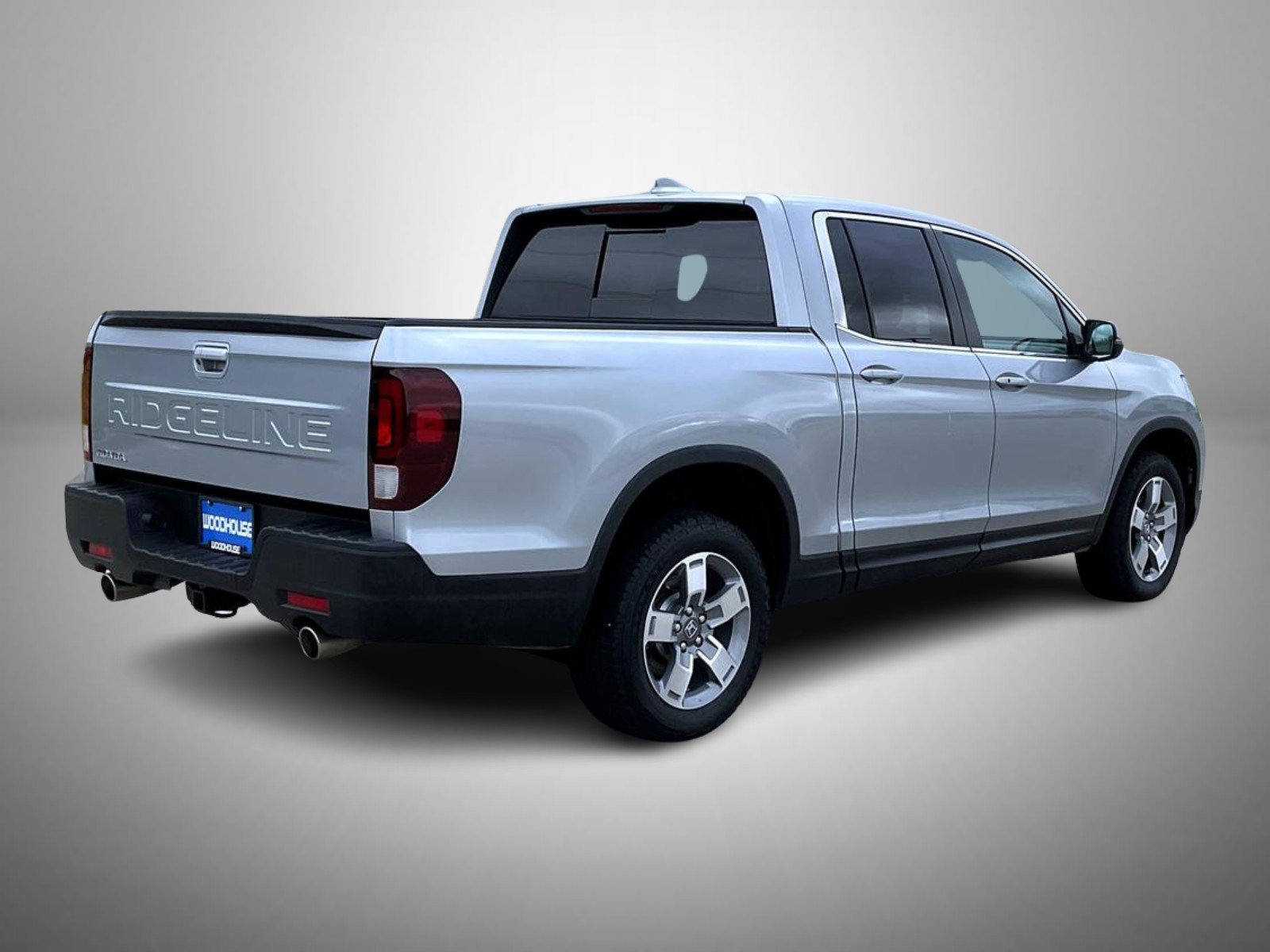 Used 2025 Silver Honda RTL image 5