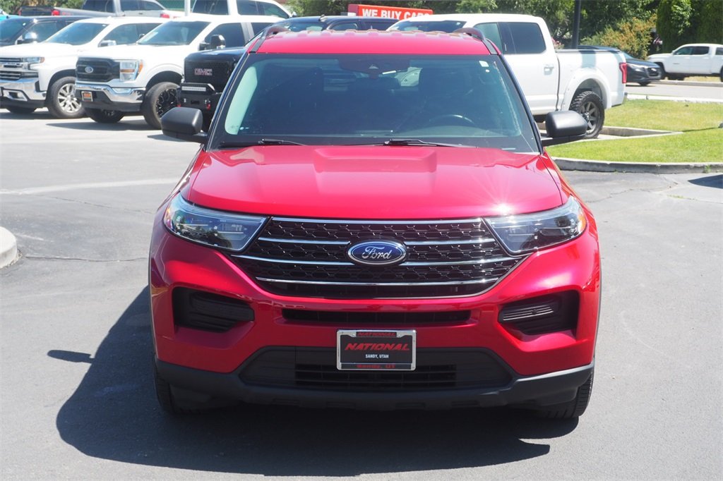 2021 Ford Explorer XLT photo 2