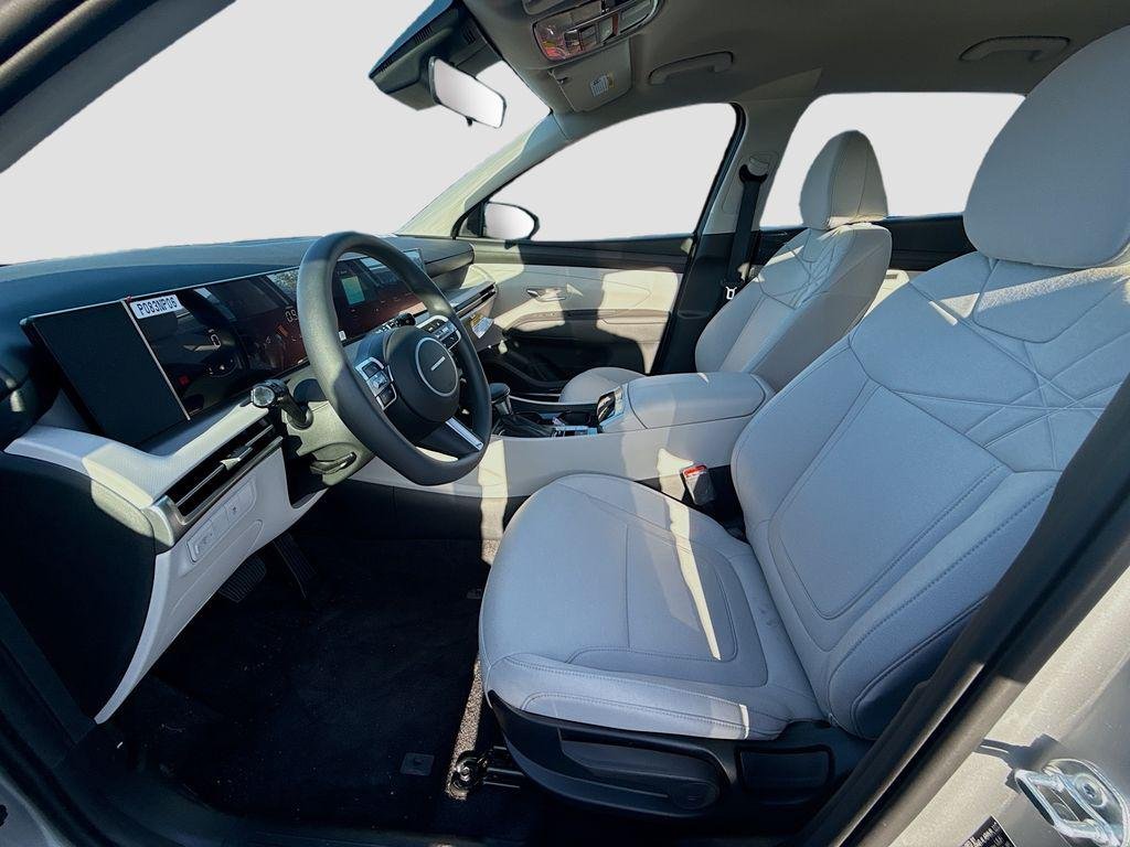 New 2026 Shimmering Silver Hyundai SE FWD image 14