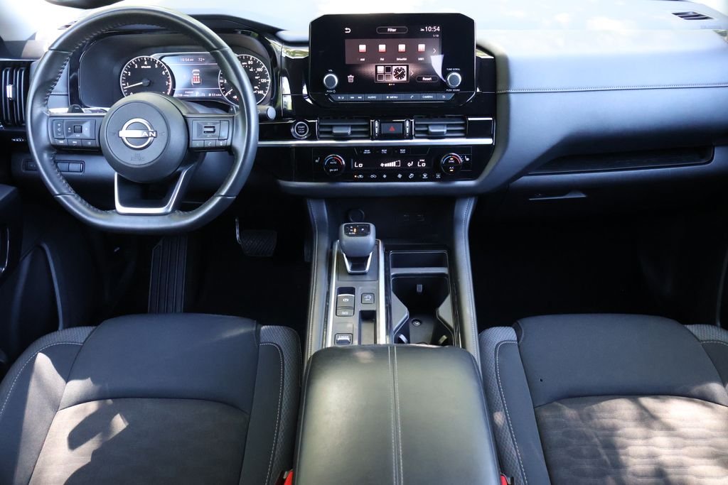 Used 2024 Super Black Nissan SV image 14