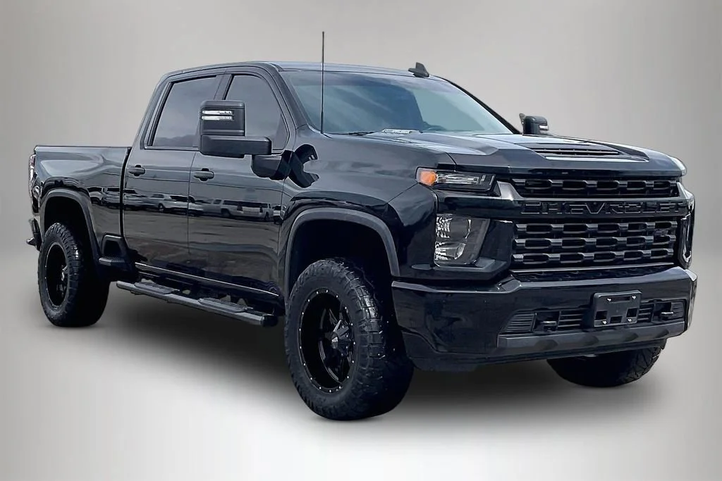 2022 Chevrolet Silverado HD Custom 4WD Crew Cab Standard Box's photo