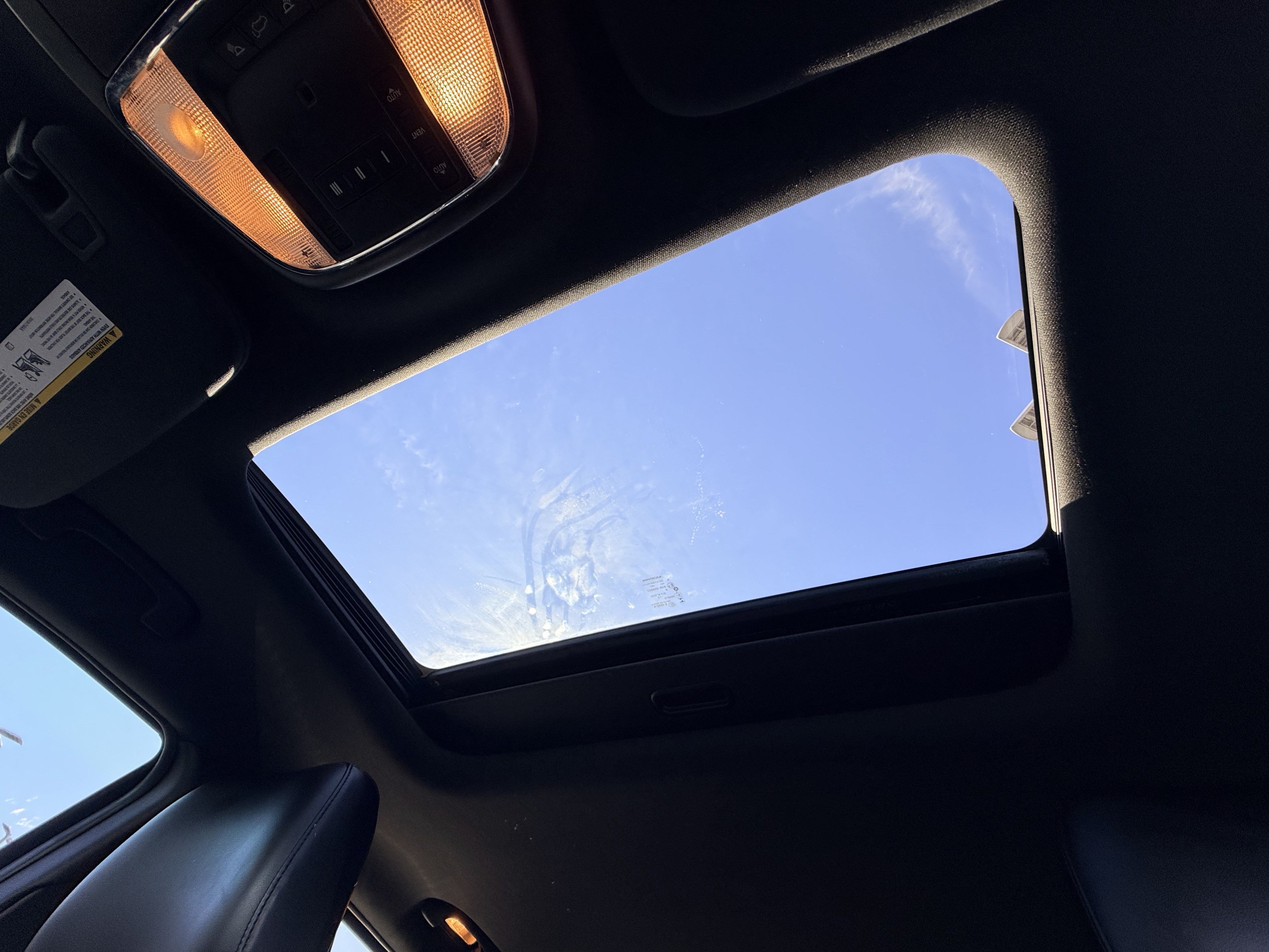 Used 2014 Silver Jeep Limited image 17