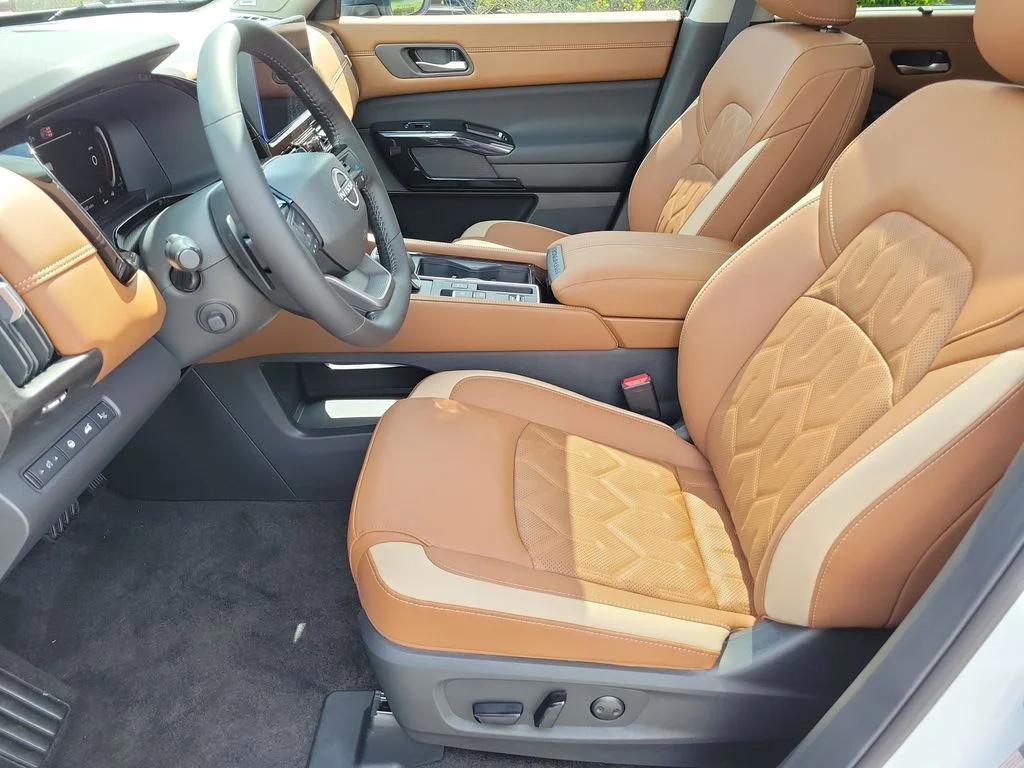 New 2026 White Nissan Platinum image 20