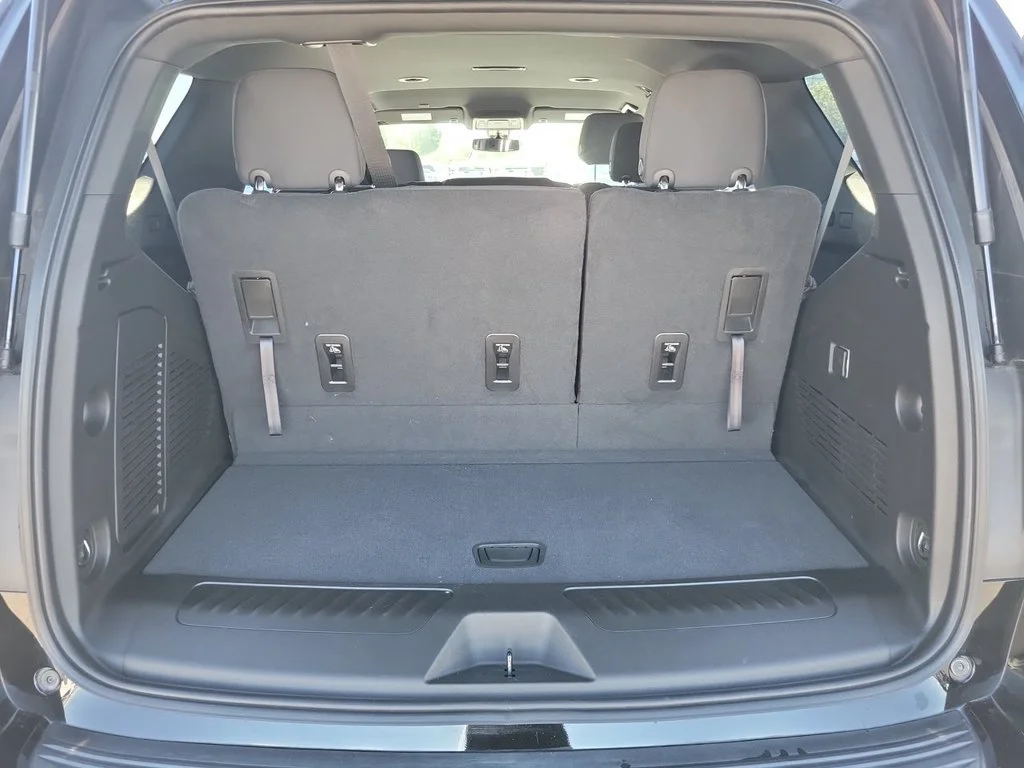 2022 Chevrolet Tahoe LS - Photo 25