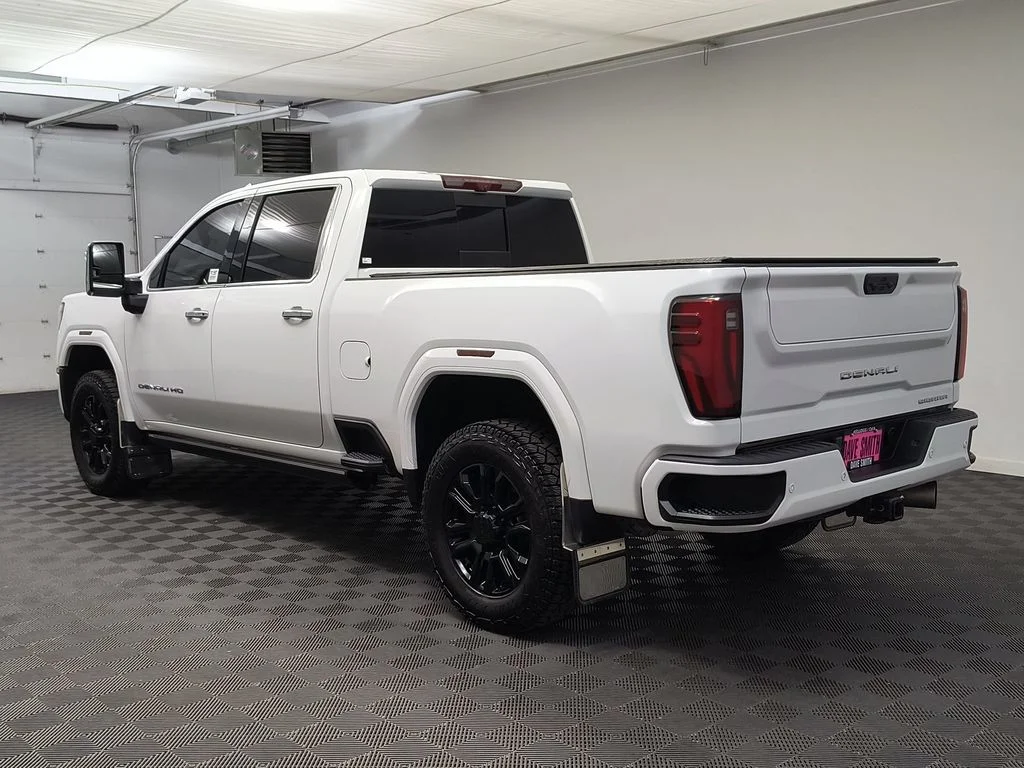 Used 2024 Summit White GMC Denali image 3