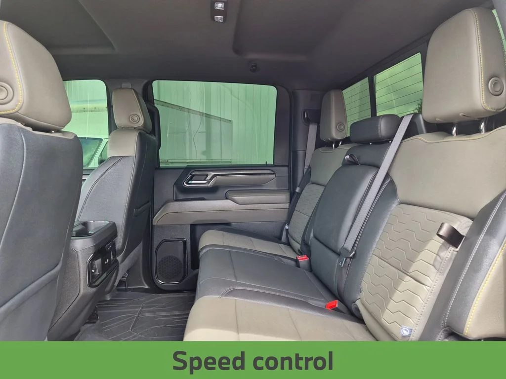 Used 2024 Gray Chevrolet ZR2 image 34