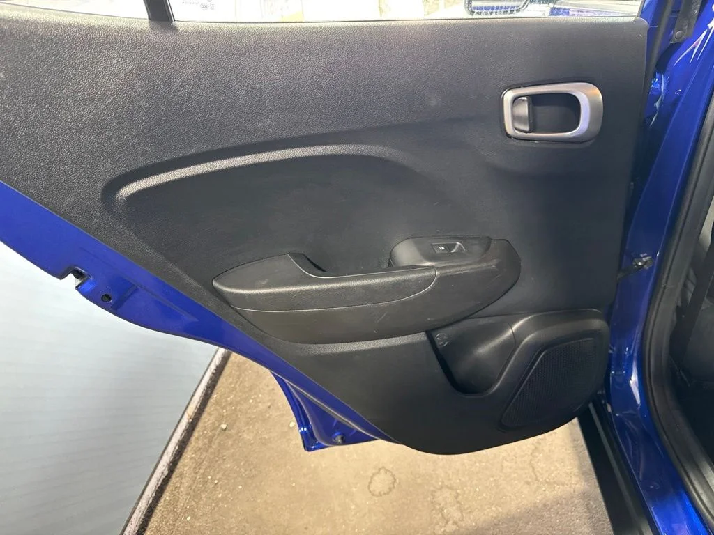 Used 2025 Blue Hyundai SE image 22