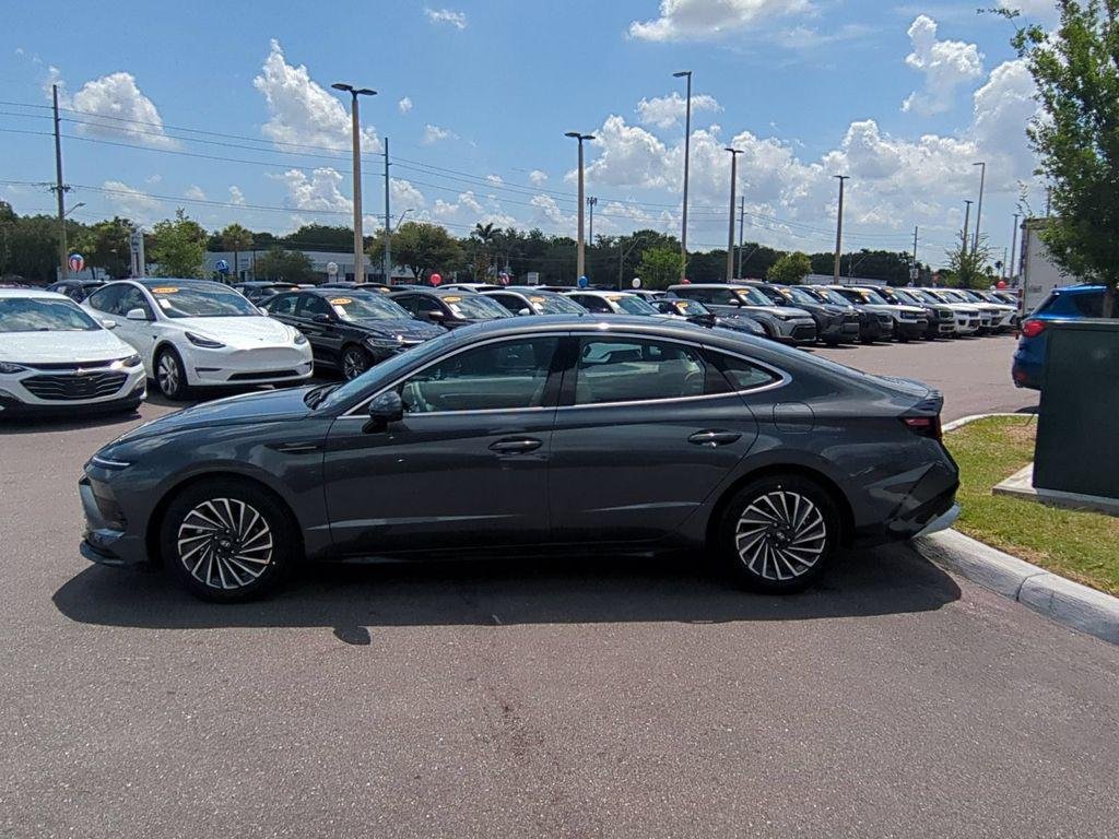 New 2026 Gray Hyundai Limited image 8