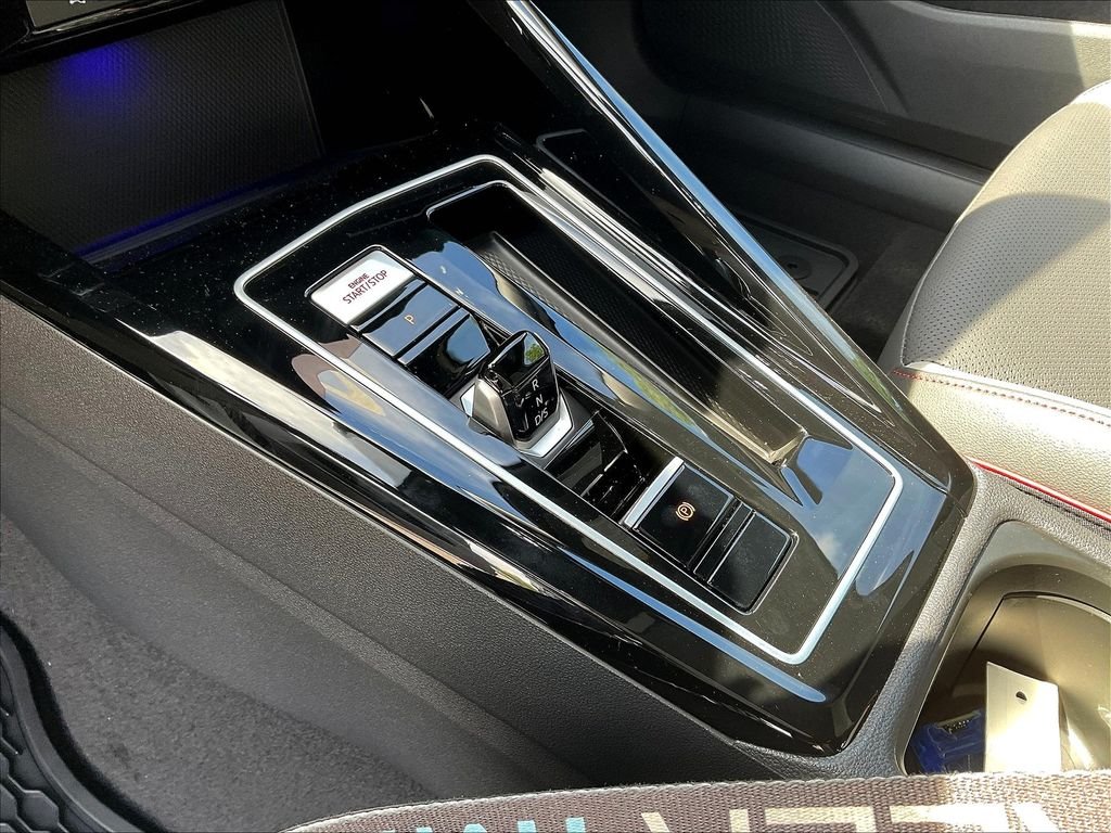 2025 Volkswagen Golf GTI SE - Photo 14