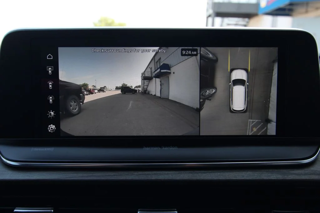 Used 2021 Silver Kia SX image 15