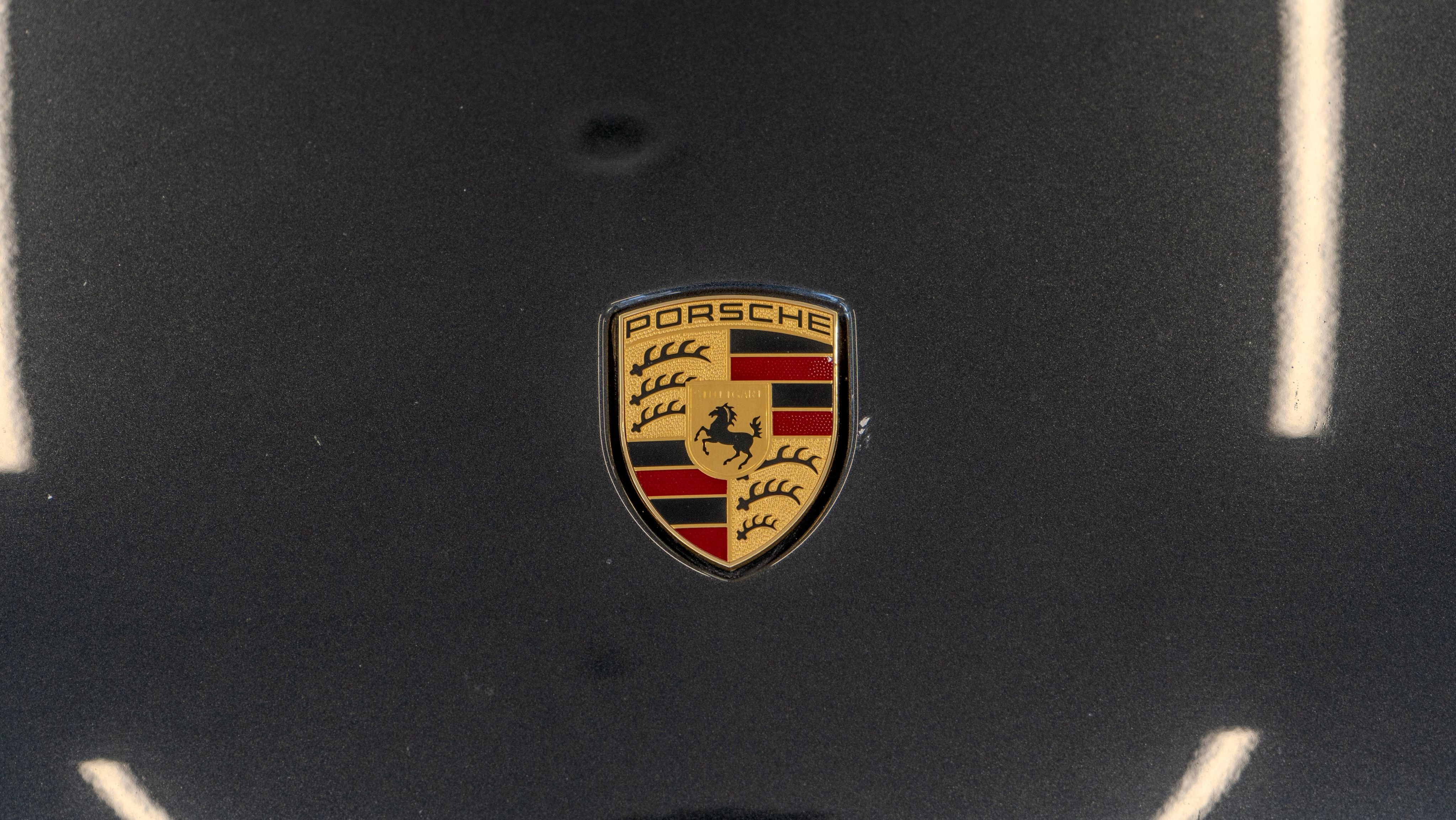 Used 2023 Volcano Grey Metallic Porsche Base image 5