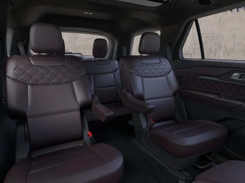 New 2026 Star White Metallic Tri-Coat Ford Platinum™ image 11
