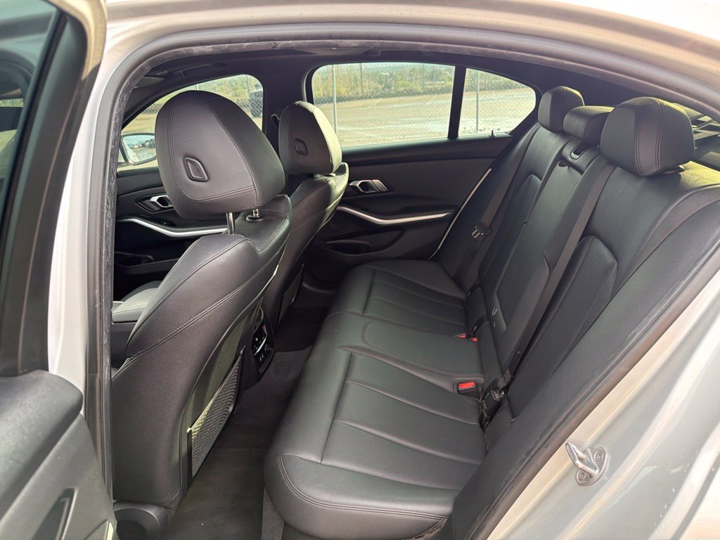Used 2019 Silver BMW 330i image 12