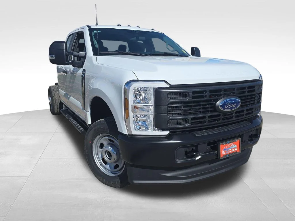New 2026 Oxford White Ford F-350® XL image 10