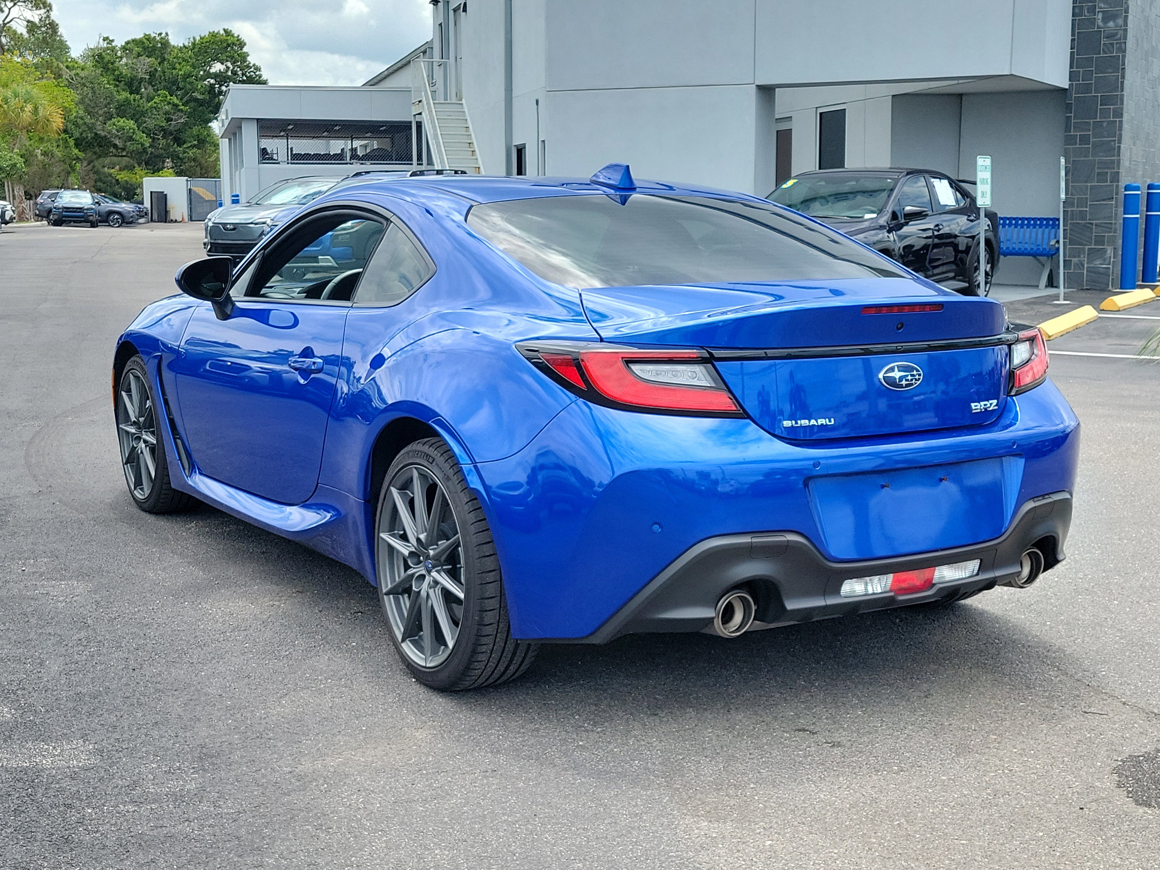Used 2025 WR Blue Pearl Subaru Limited image 4