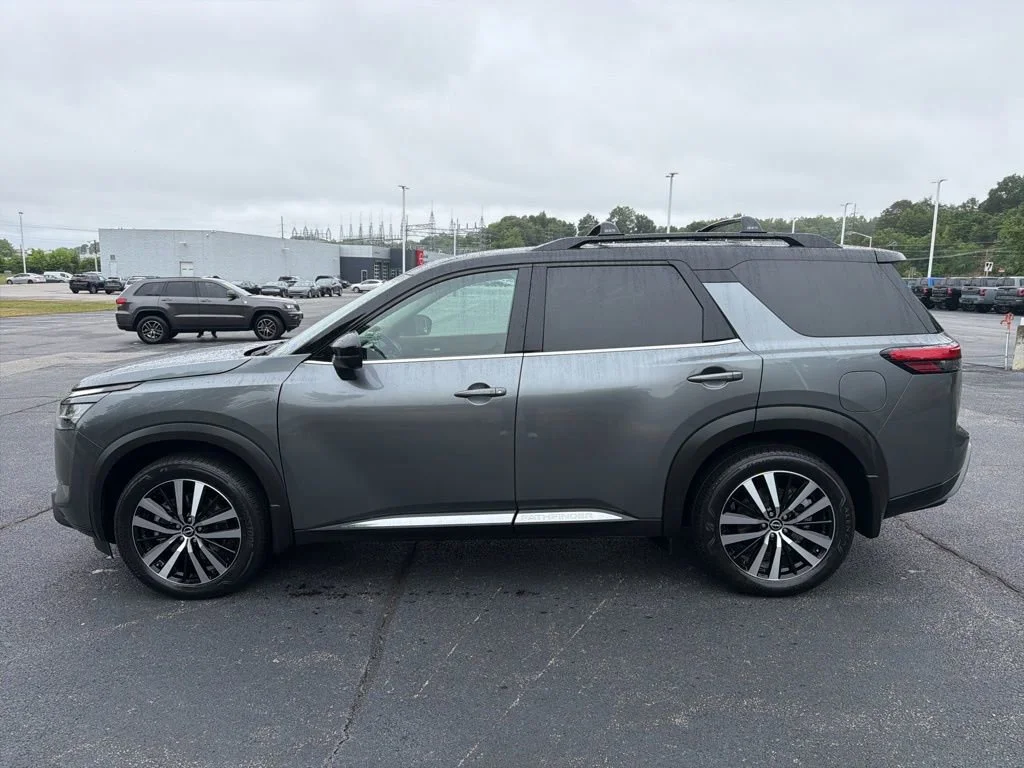 Used 2024 Gun Metallic Nissan Platinum image 2