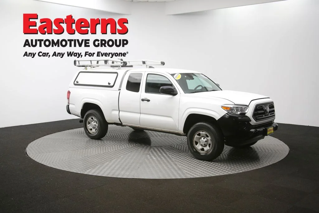 Used 2019 White Toyota SR image 44