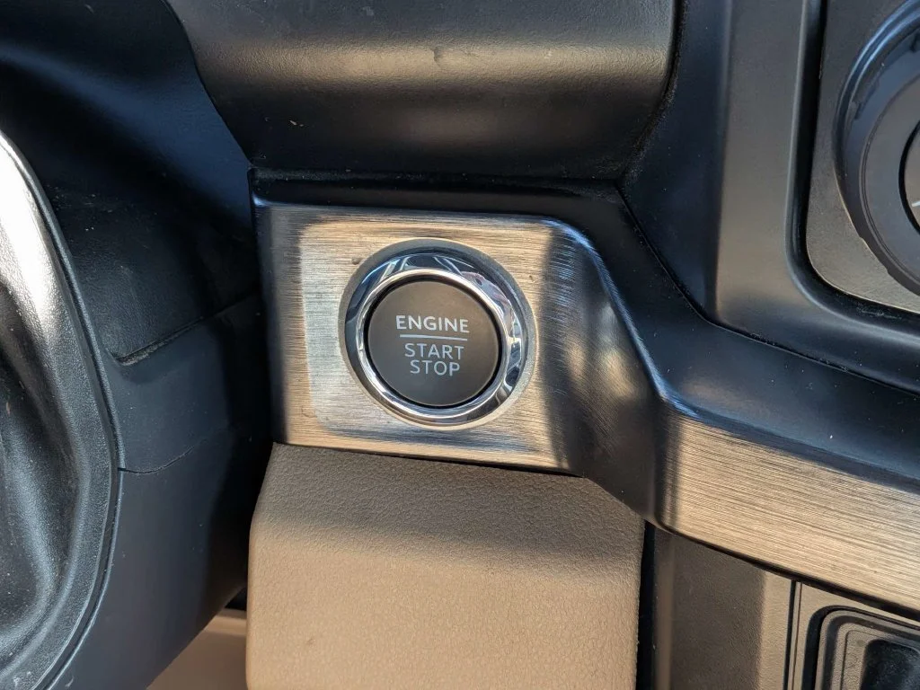 Used 2024 White Metallic Ford Lariat image 26